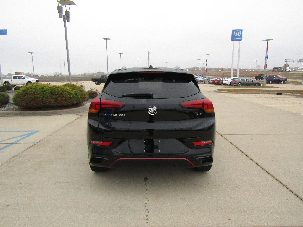 Used 2022 Buick Encore GX Select w/ Sport Touring Package image 6