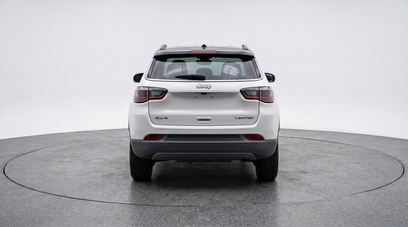 Used 2025 Jeep Compass Limited image 7