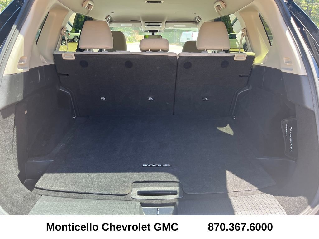 Used 2023 Nissan Rogue SV FWD image 26