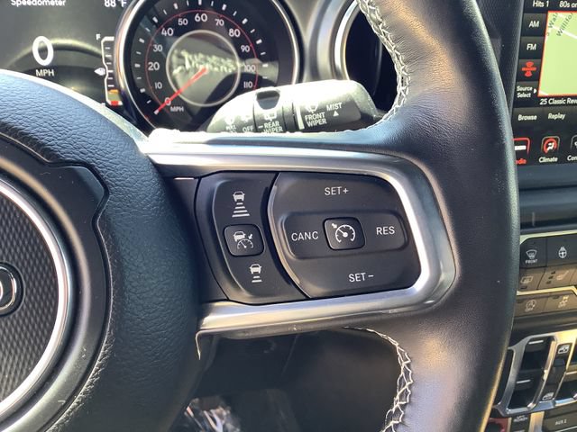 Used 2022 Jeep Wrangler Unlimited Rubicon w/ Xtreme Recon 35" Tire Package AWD/4WD image 12