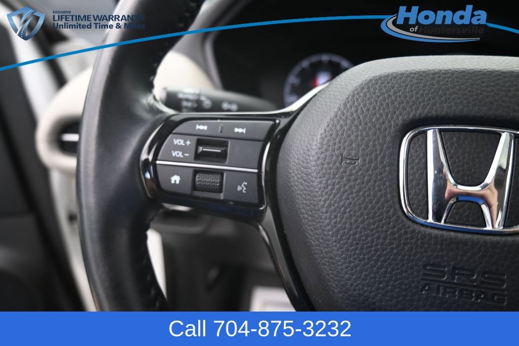 Used 2023 Honda HR-V EX-L image 24