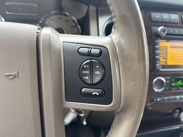 Used 2010 Ford Expedition Limited image 19