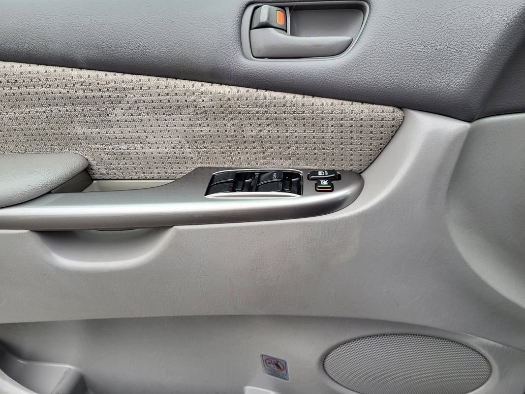Used 2008 Toyota Sienna LE FWD image 25