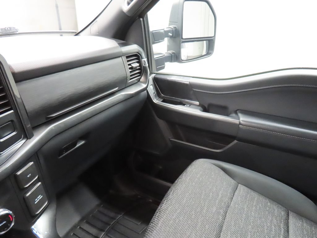Used 2022 Ford F150 XLT w/ Equipment Group 302A High AWD/4WD image 18