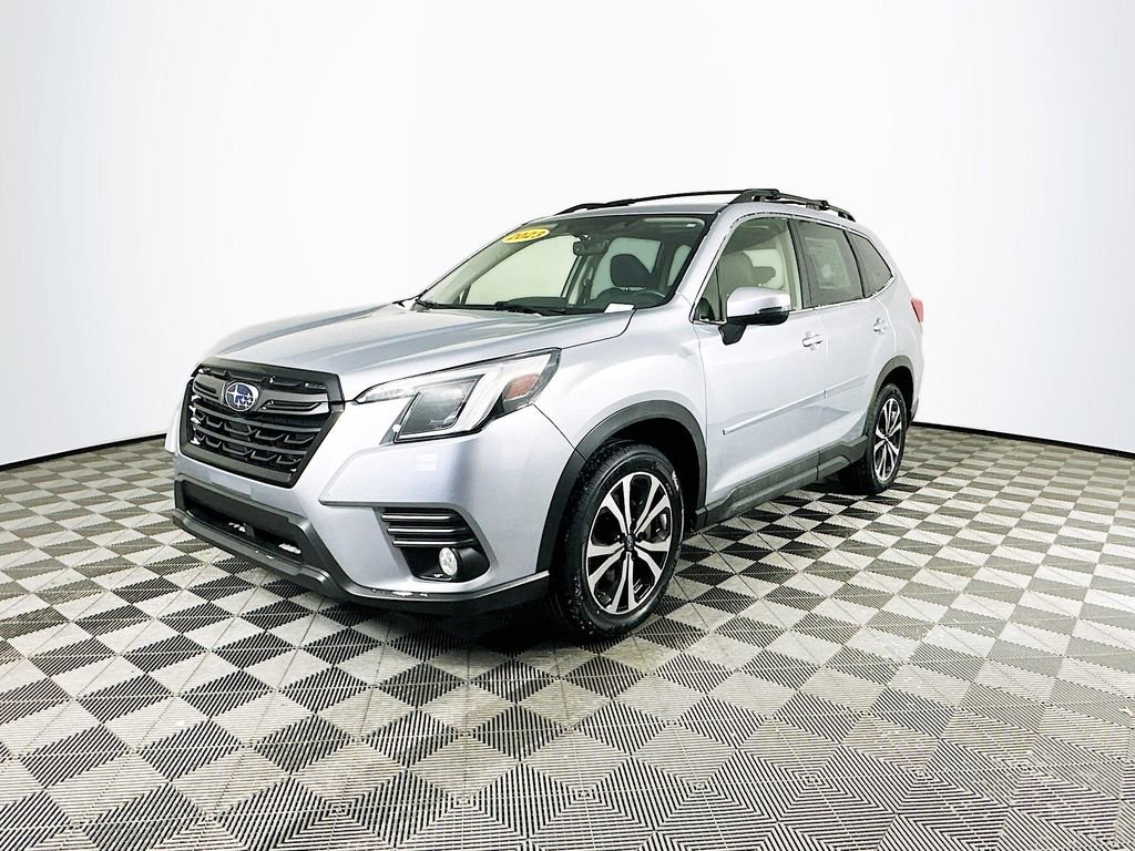 Used 2023 Subaru Forester Limited image 5