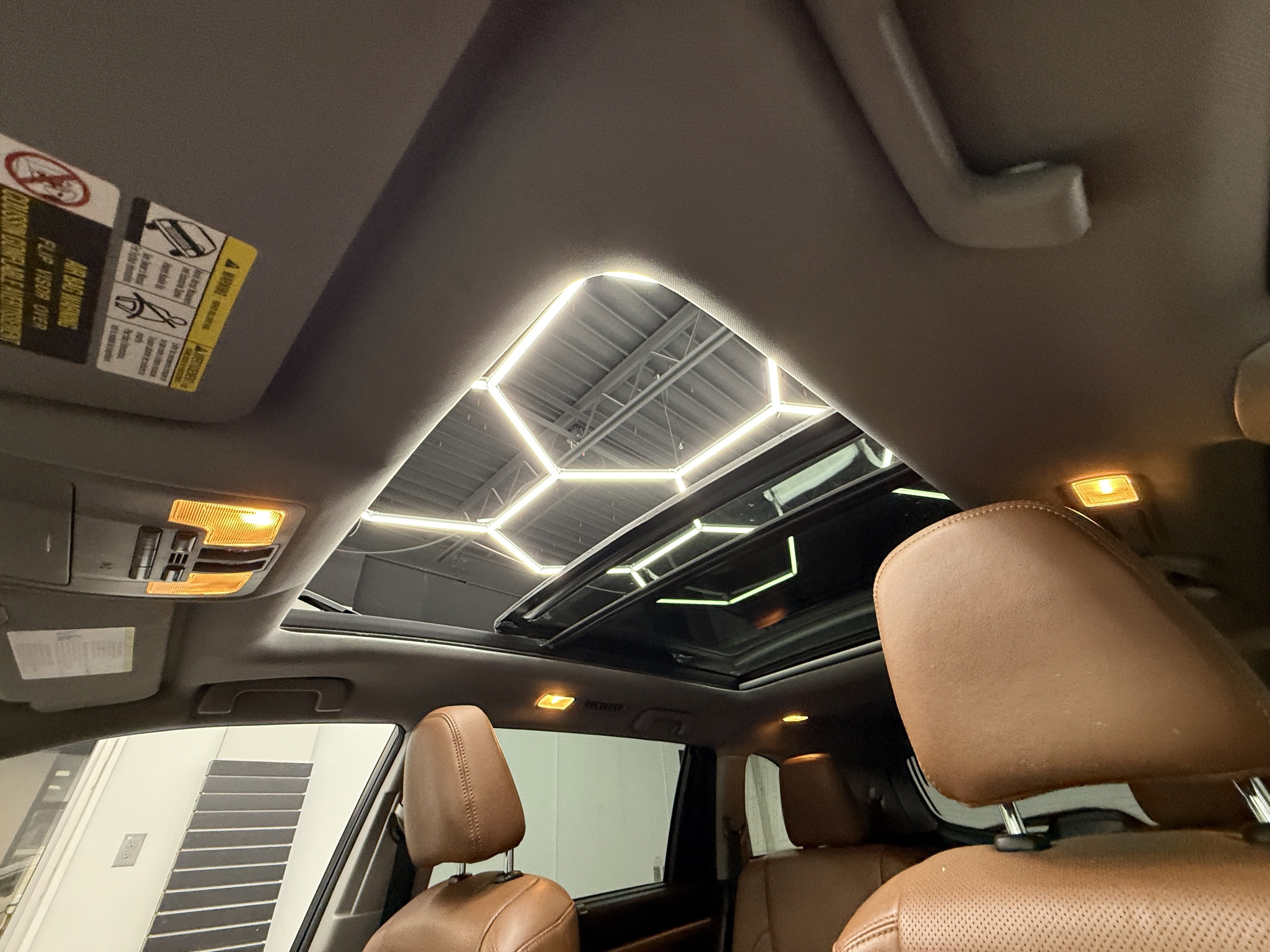 Used 2017 Toyota Highlander Limited image 11