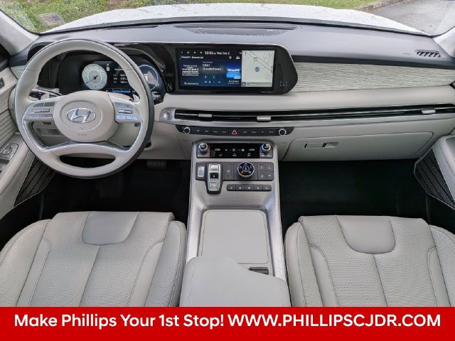 Used 2025 Hyundai Palisade Calligraphy AWD/4WD image 13