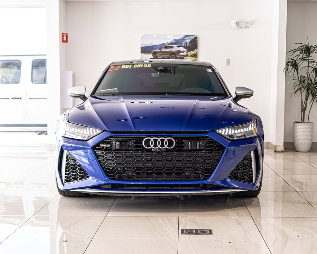 Used 2022 Audi RS 7 Sportback w/ RS 7 Executive Package image 2