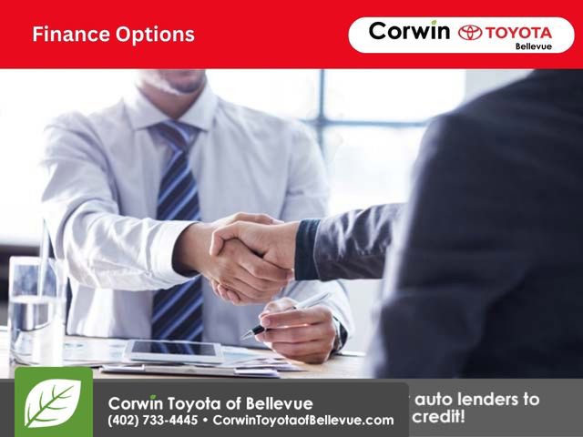 Used 2017 Nissan Pathfinder SV image 6