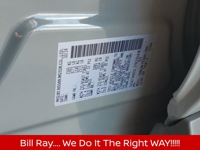 Certified 2025 Nissan Rogue SV image 27