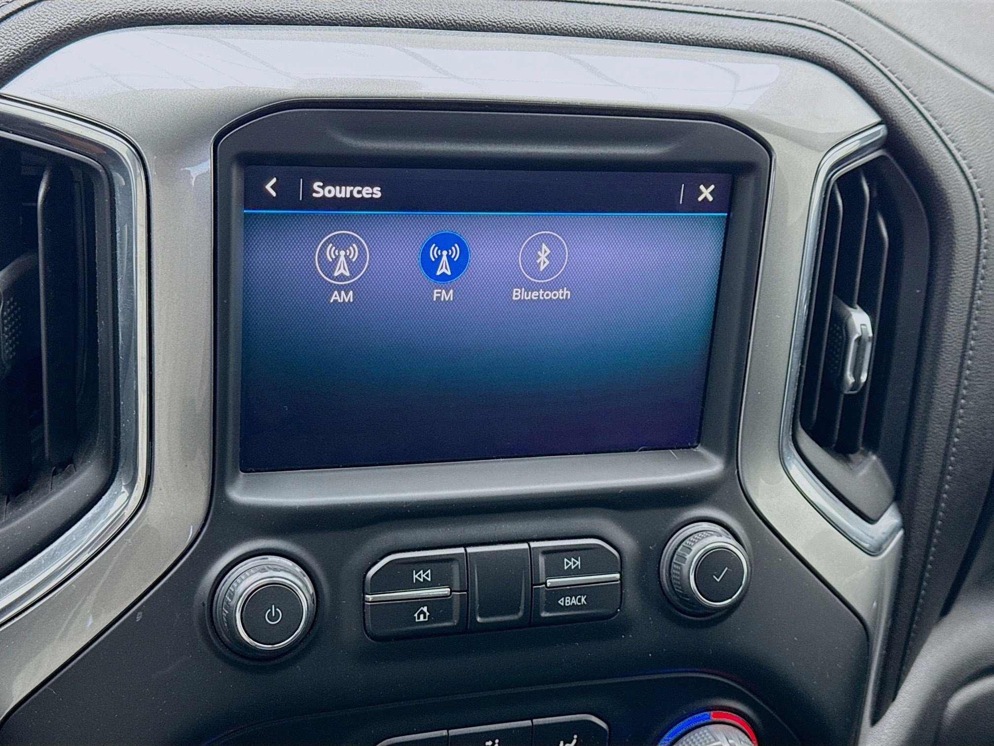 Used 2020 Chevrolet Silverado 1500 LT w/ All-Star Edition RWD image 11