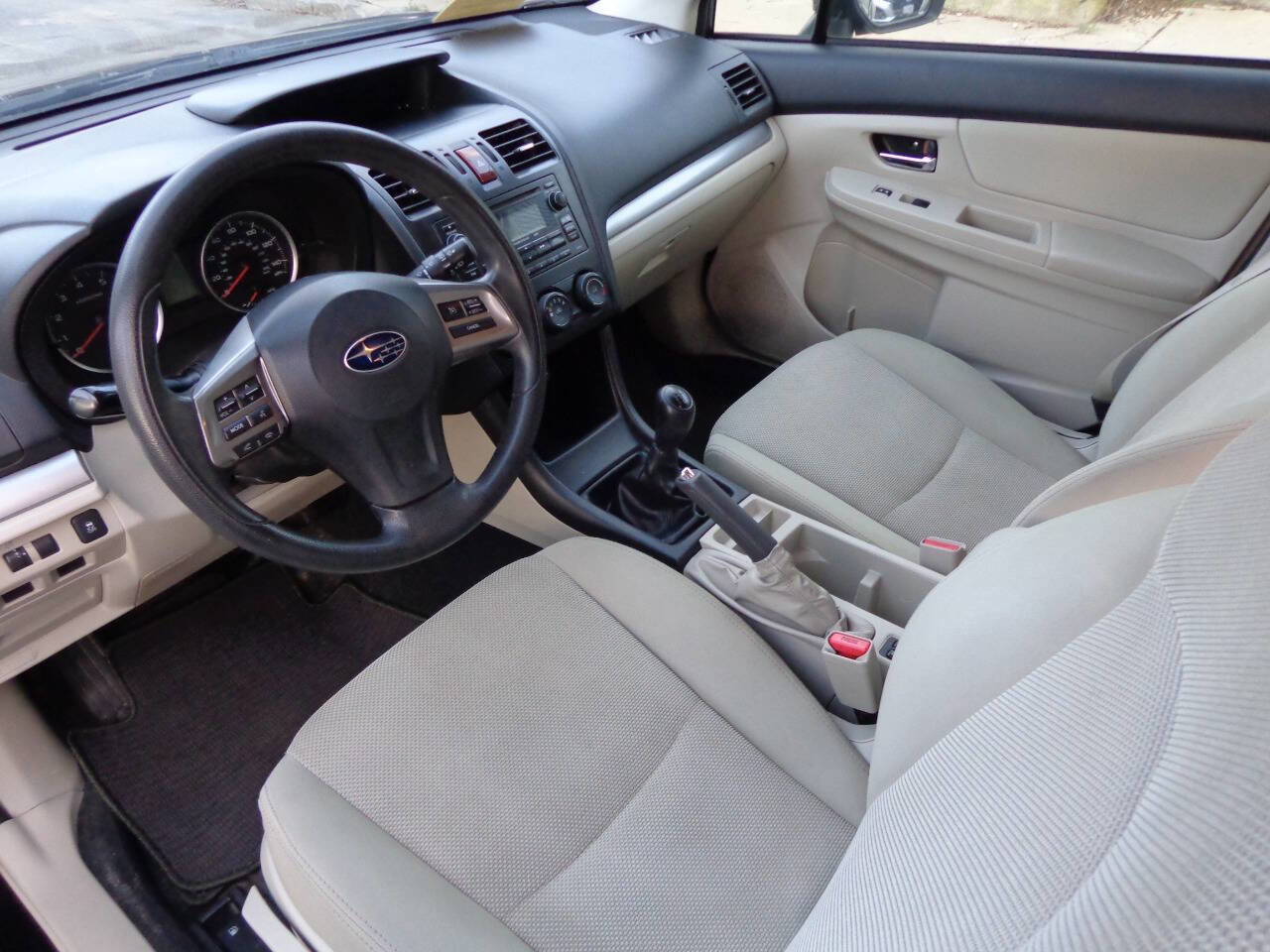 Used 2014 Subaru Crosstrek 2.0i Premium image 9