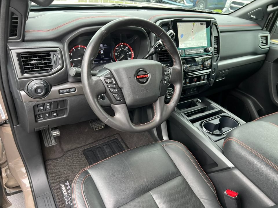 Used 2022 Nissan Titan PRO-4X w/ Pro-4x Convenience Package AWD/4WD image 19