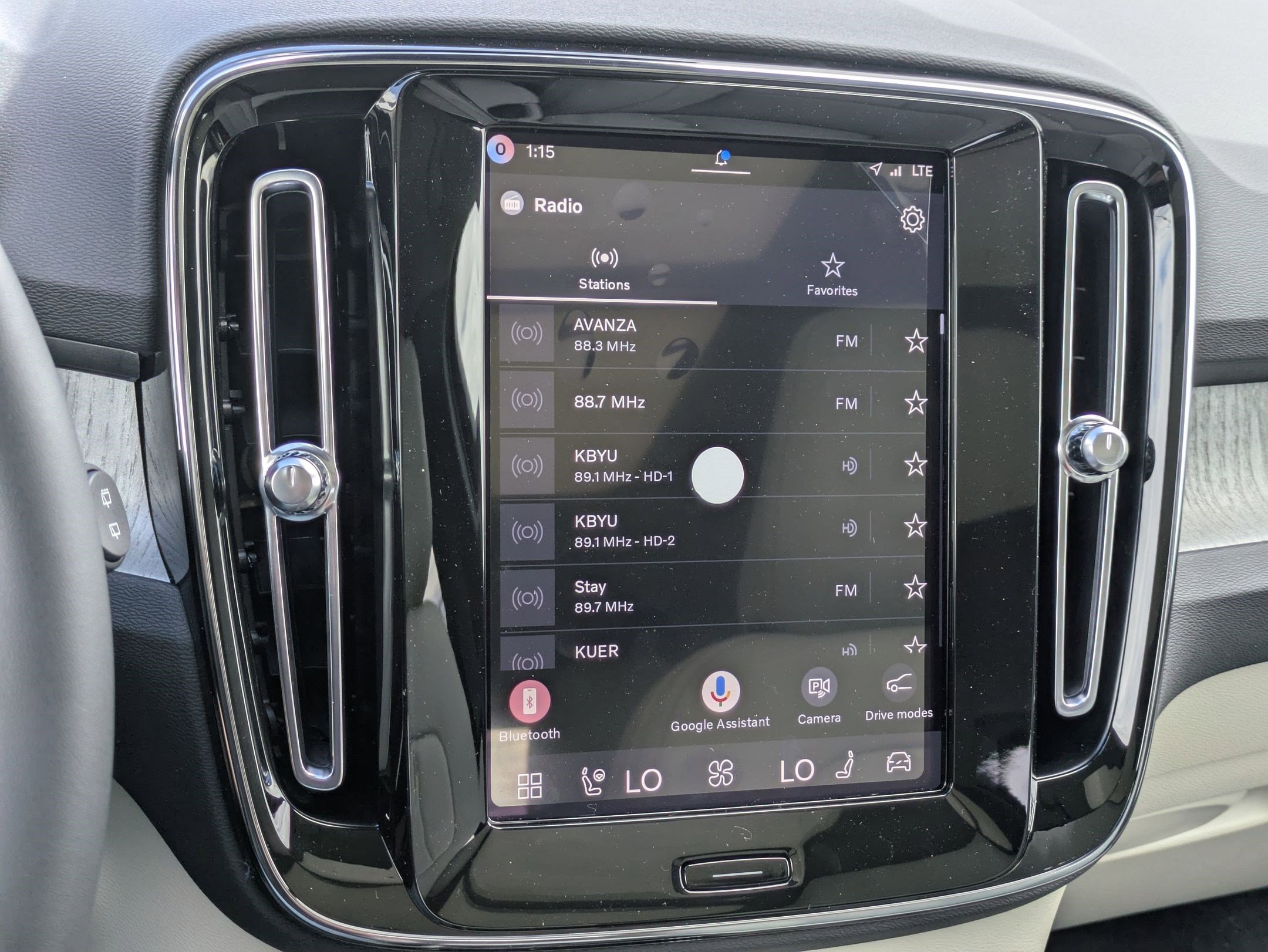 New 2026 Volvo XC40 B5 Plus w/ Protection Package Premier image 12