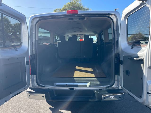 Used 2021 Nissan NV 3500 SV RWD image 13