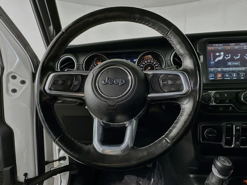 Used 2021 Jeep Wrangler Unlimited Sahara AWD/4WD image 16