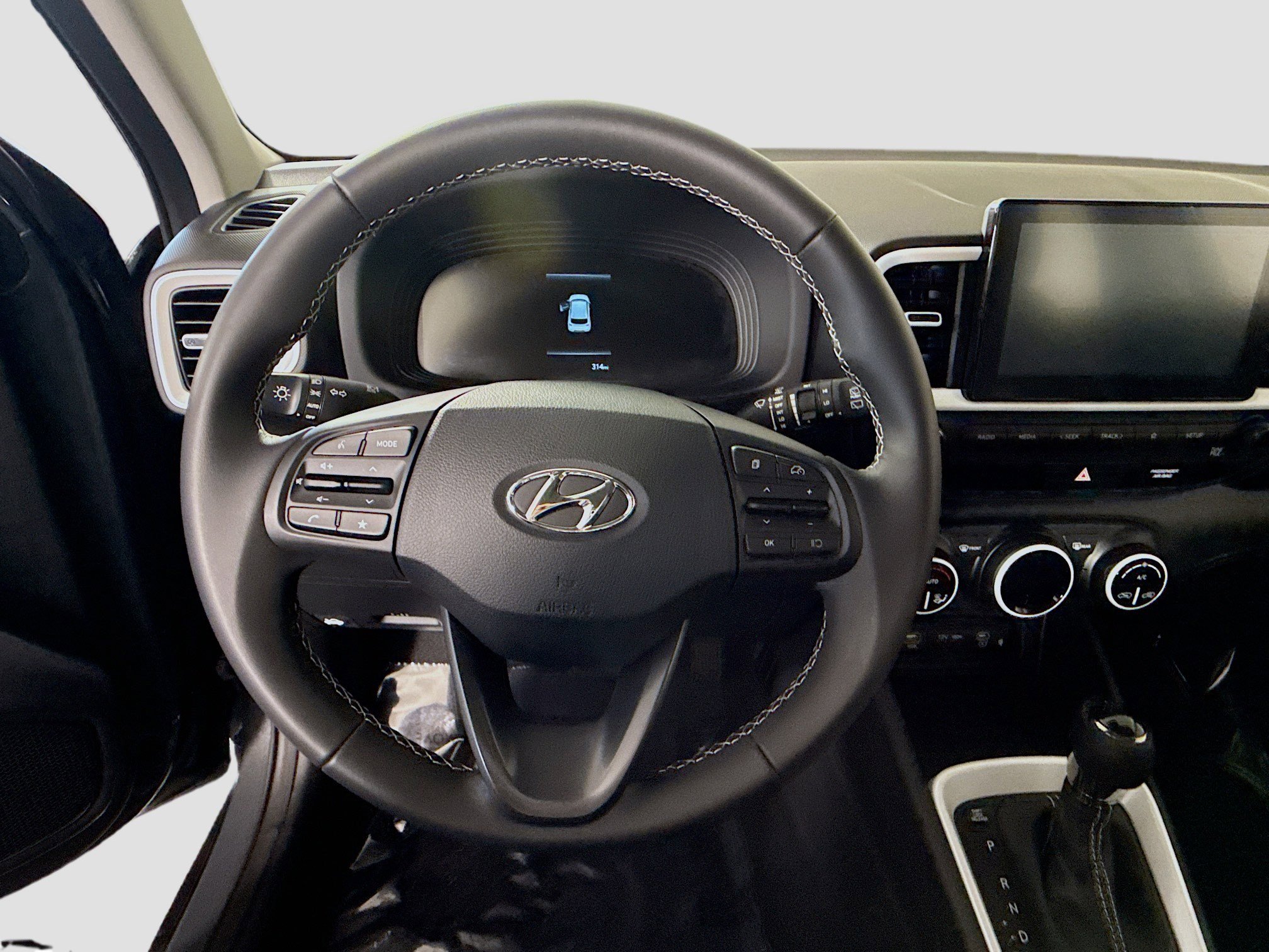 Used 2026 Hyundai Venue SEL FWD image 13