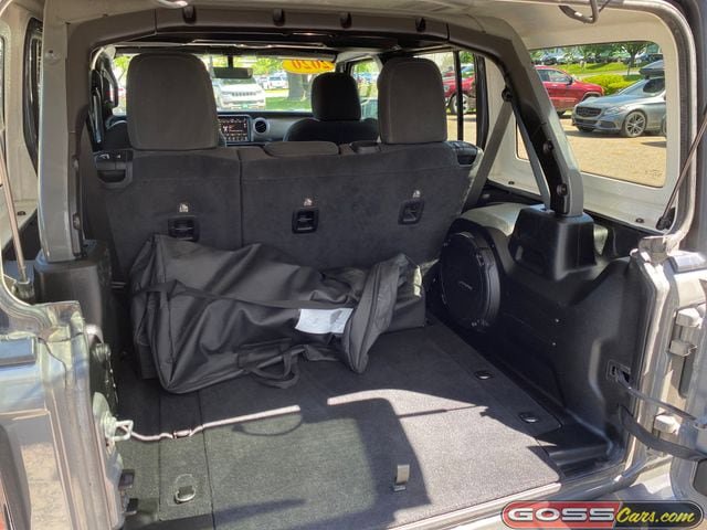 Used 2020 Jeep Wrangler Unlimited Sahara AWD/4WD image 7