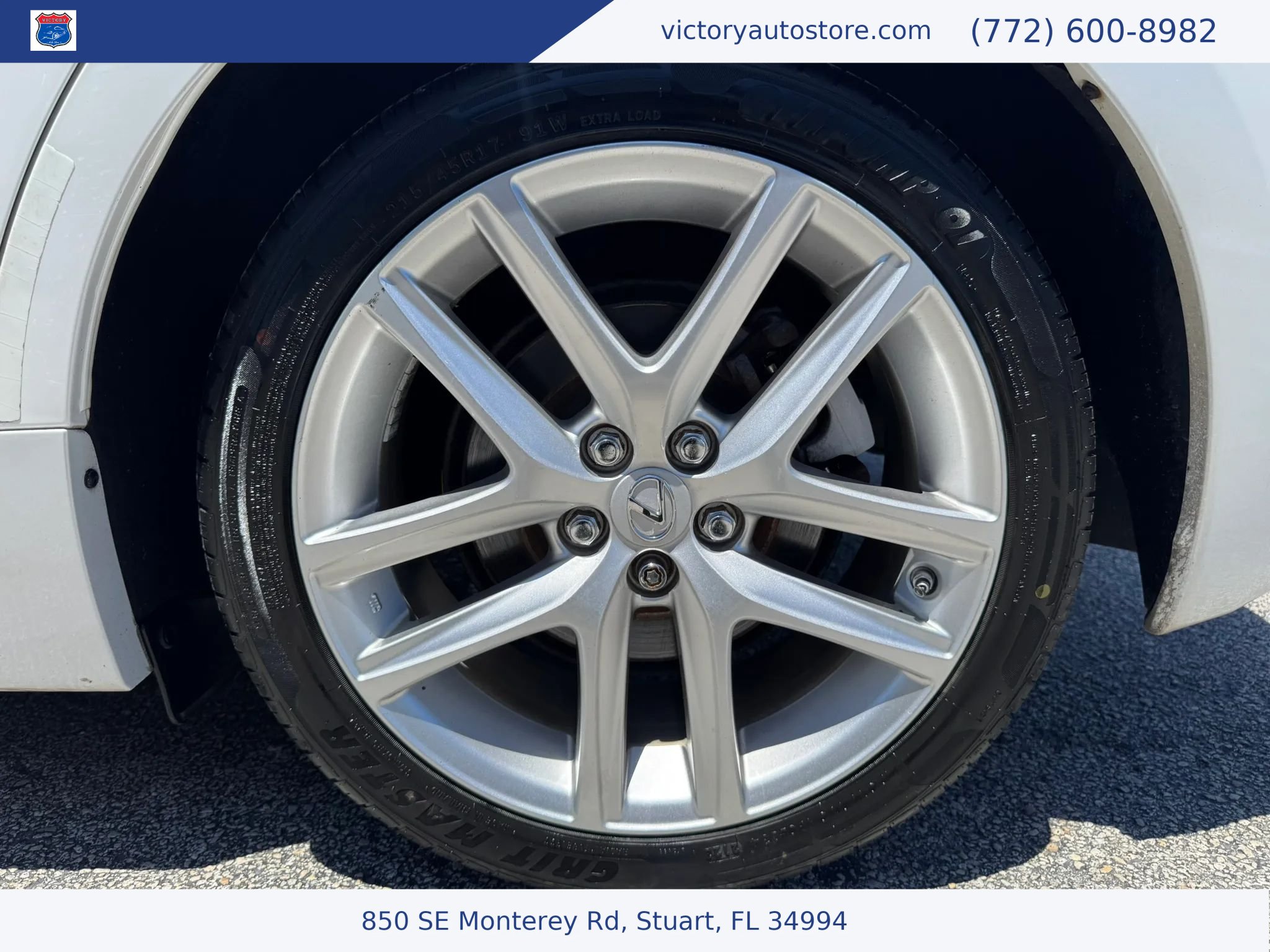 Used 2012 Lexus CT 200h Premium w/ Premium Audio Pkg (F Sport) FWD image 13