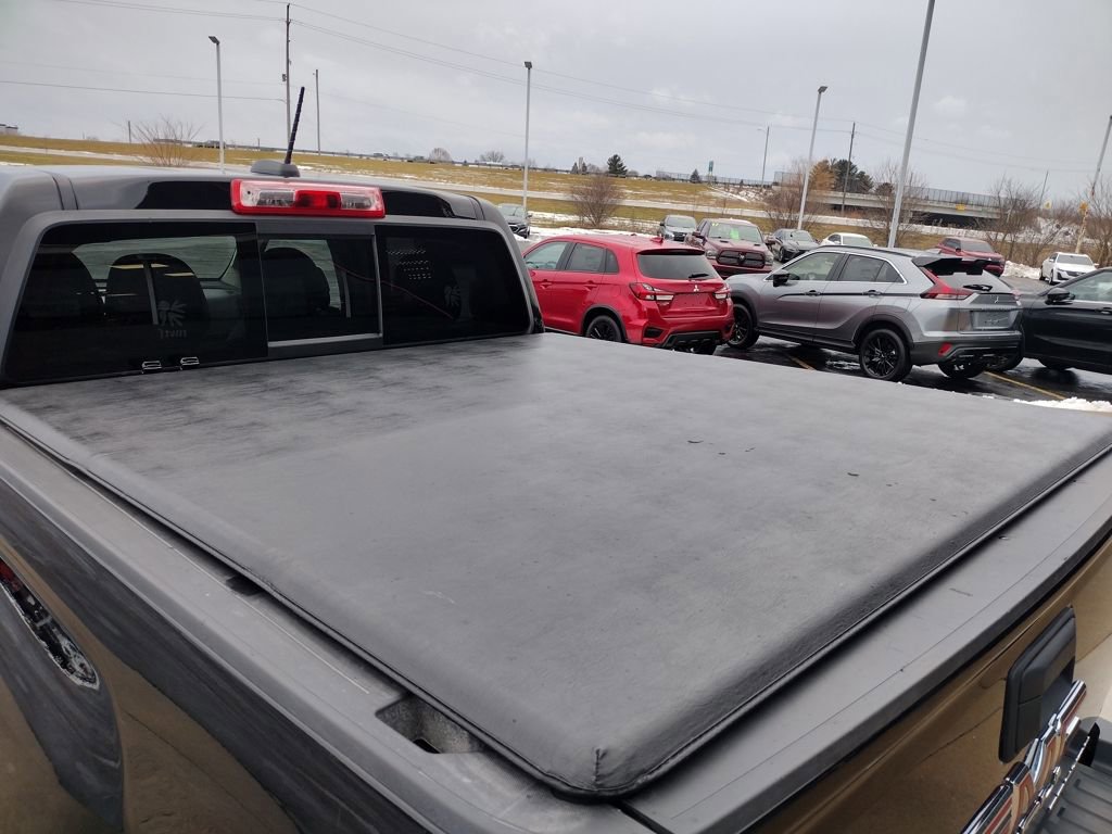 Used 2021 GMC Canyon Denali image 12