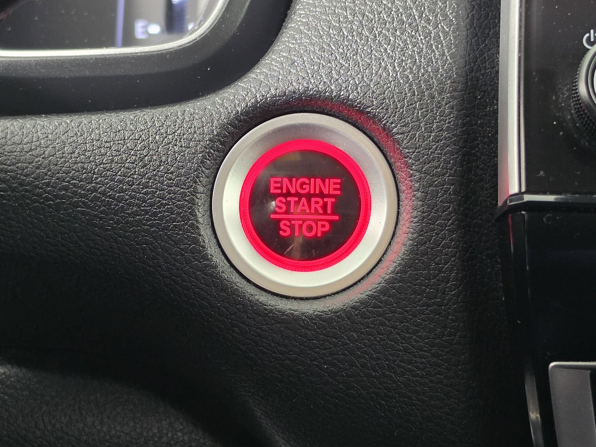 Used 2017 Honda CR-V EX image 32