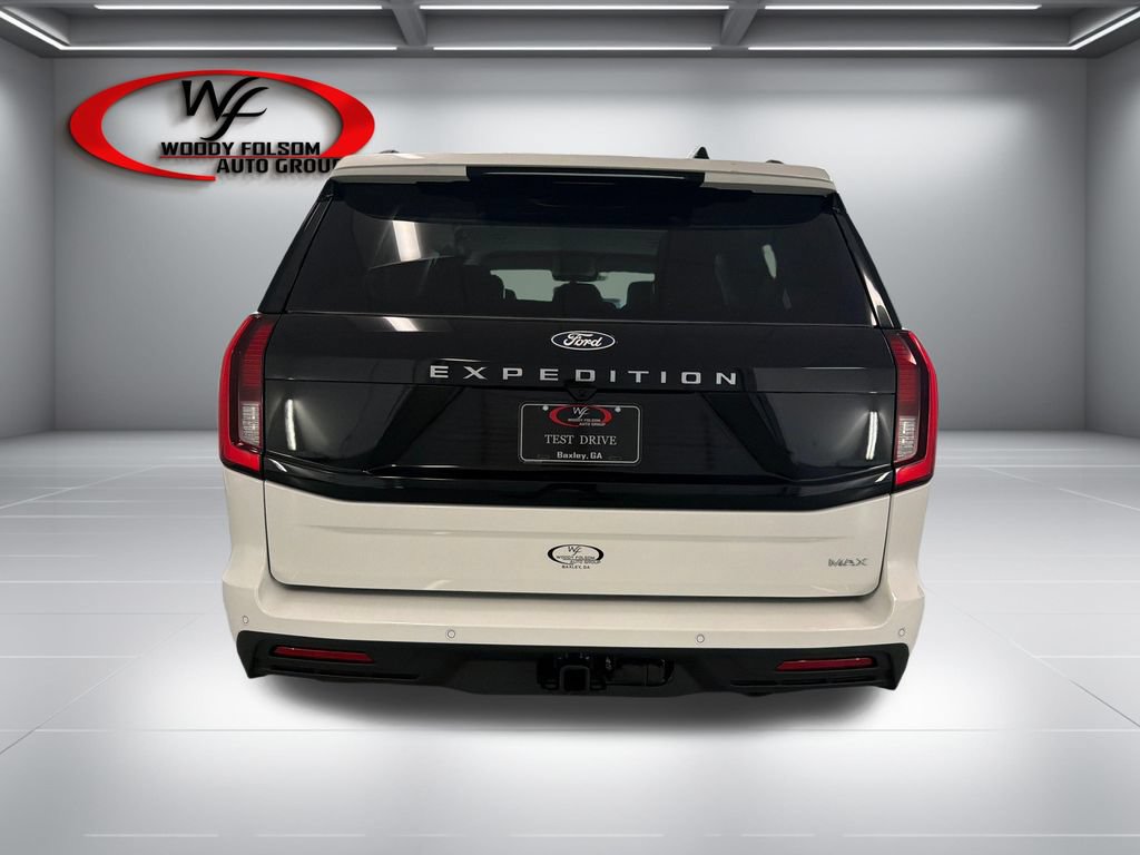 New 2027 Ford Expedition Max Active RWD image 7