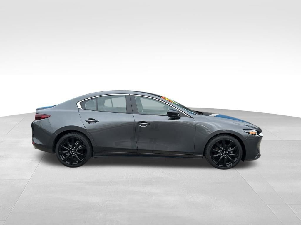 Used 2024 MAZDA MAZDA3 s FWD image 3