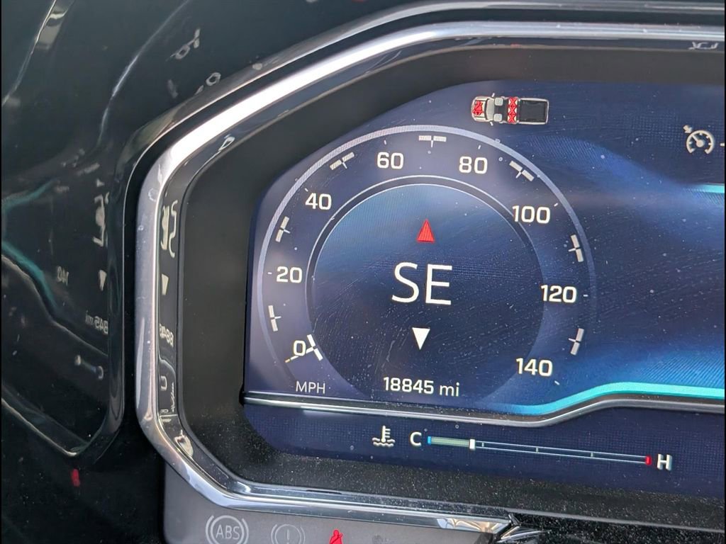Used 2025 Chevrolet Silverado 1500 ZR2 w/ Technology Package AWD/4WD image 12