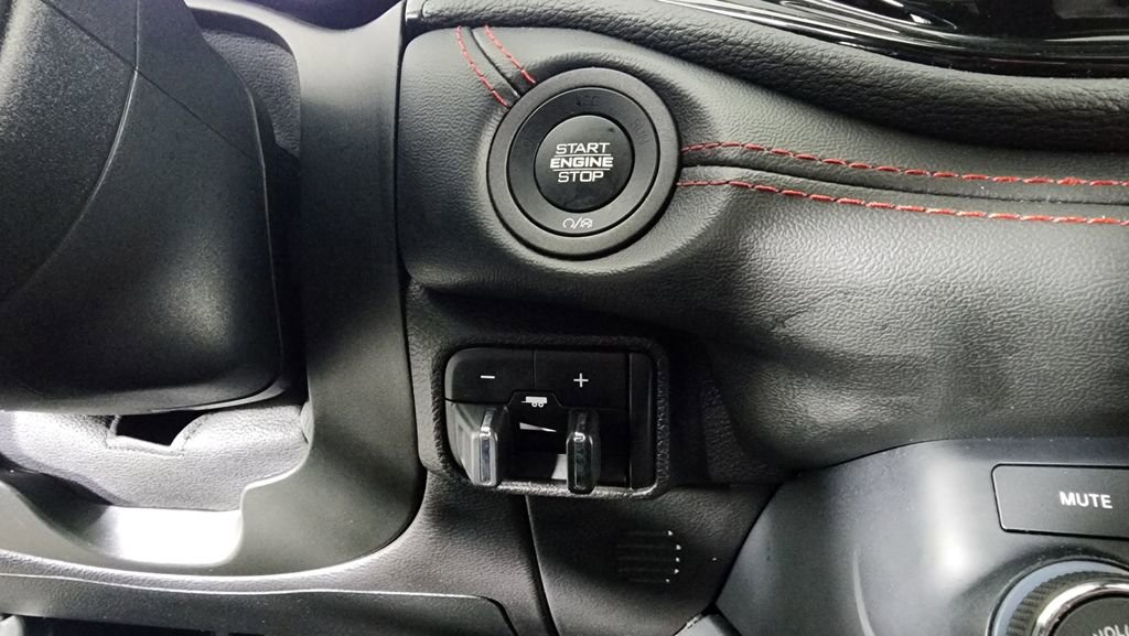 Used 2023 Dodge Durango GT image 17