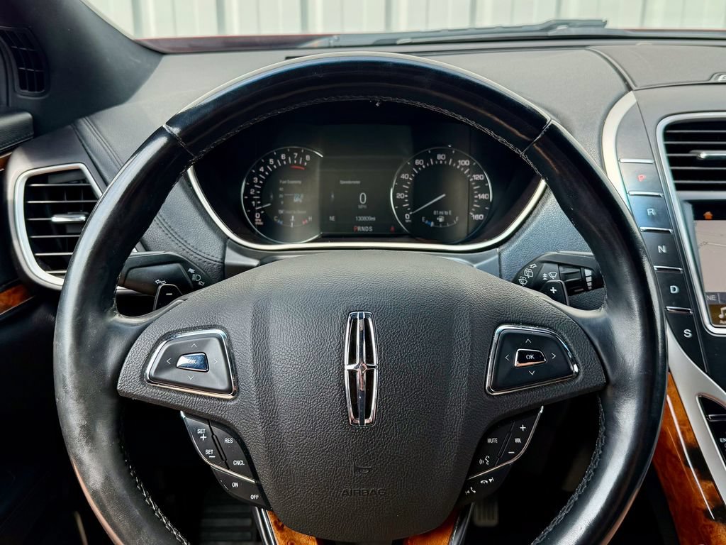 Used 2017 Lincoln MKX Reserve AWD/4WD image 20