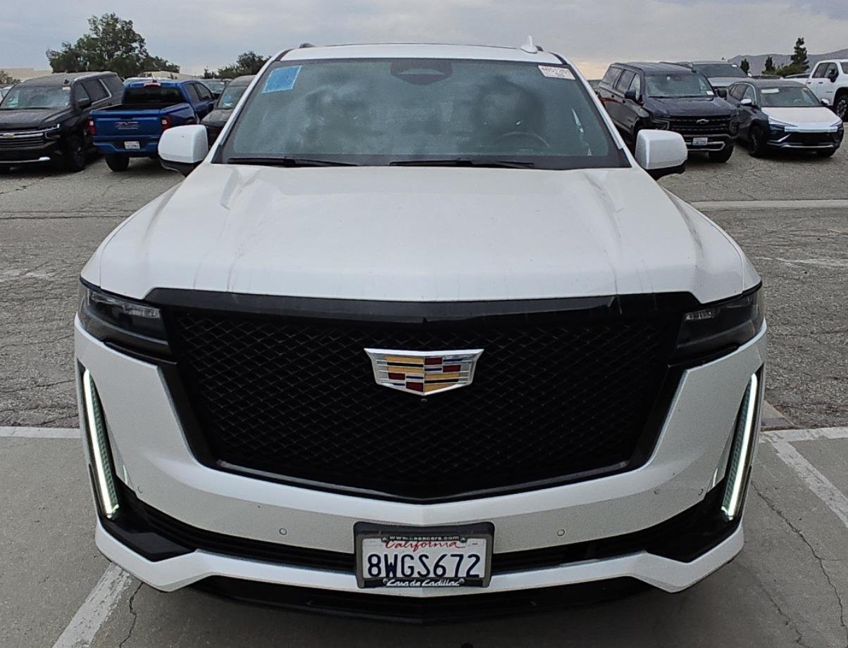 Used 2021 Cadillac Escalade ESV Sport AWD/4WD image 16