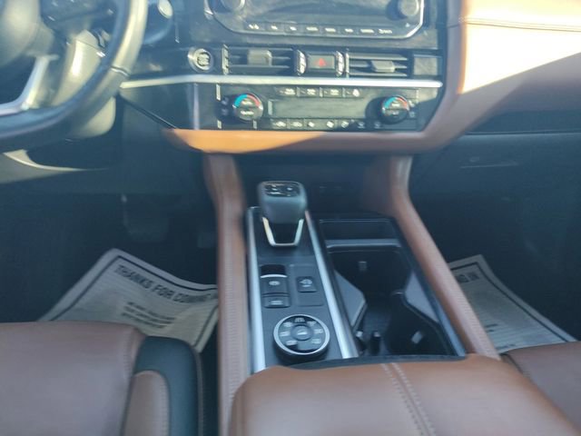 Used 2022 Nissan Pathfinder Platinum w/ Cargo Package image 11