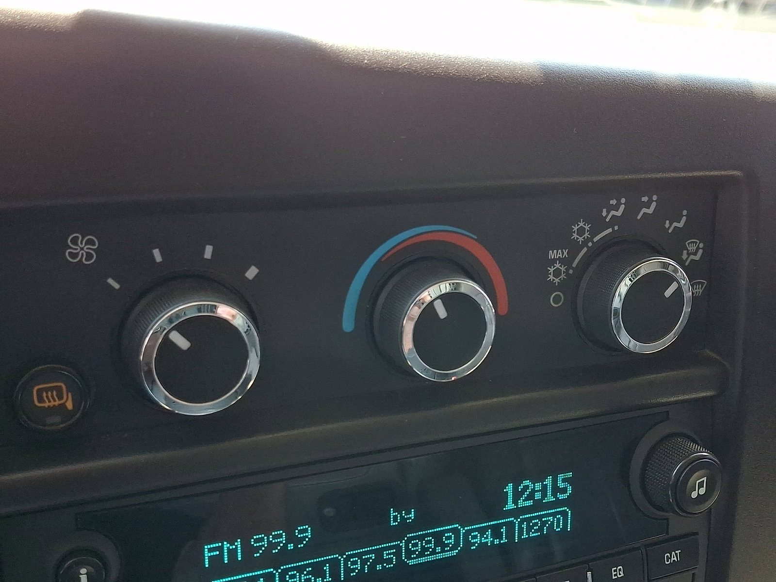 Used 2022 Chevrolet Express 2500 w/ Communications Package RWD image 15