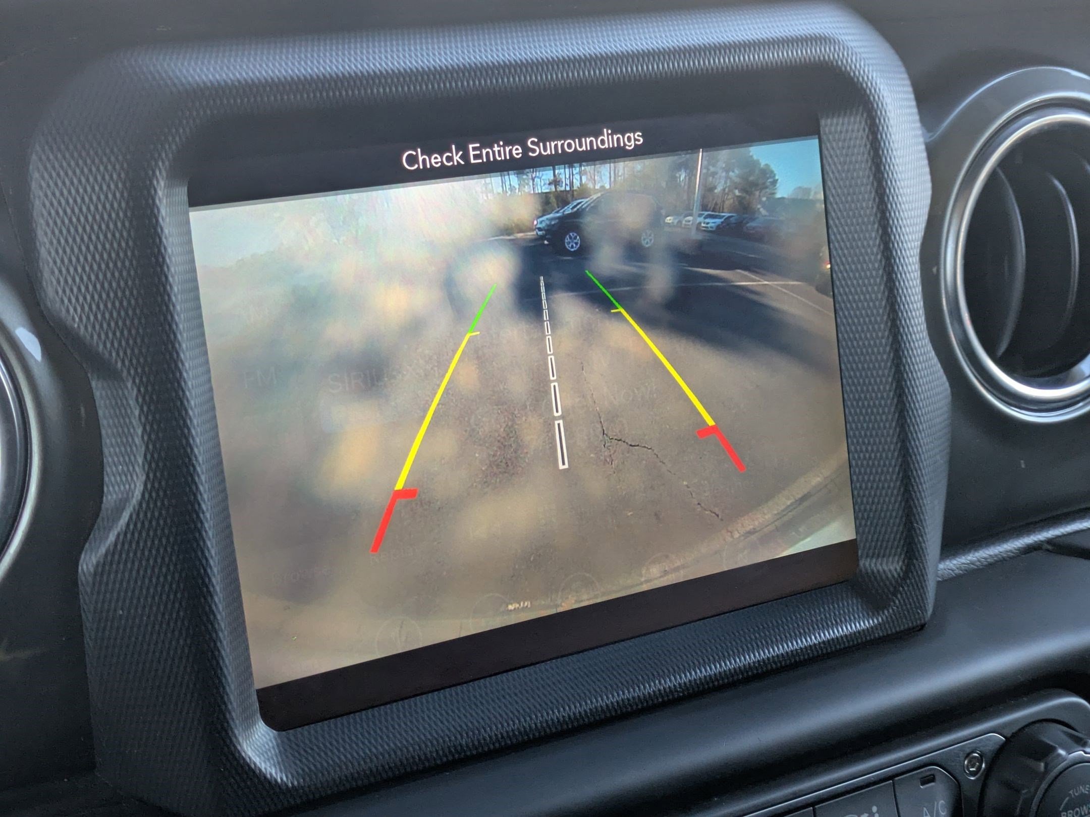 Used 2019 Jeep Wrangler Unlimited Sahara w/ Uconnect 4C Nav & Sound Group image 14