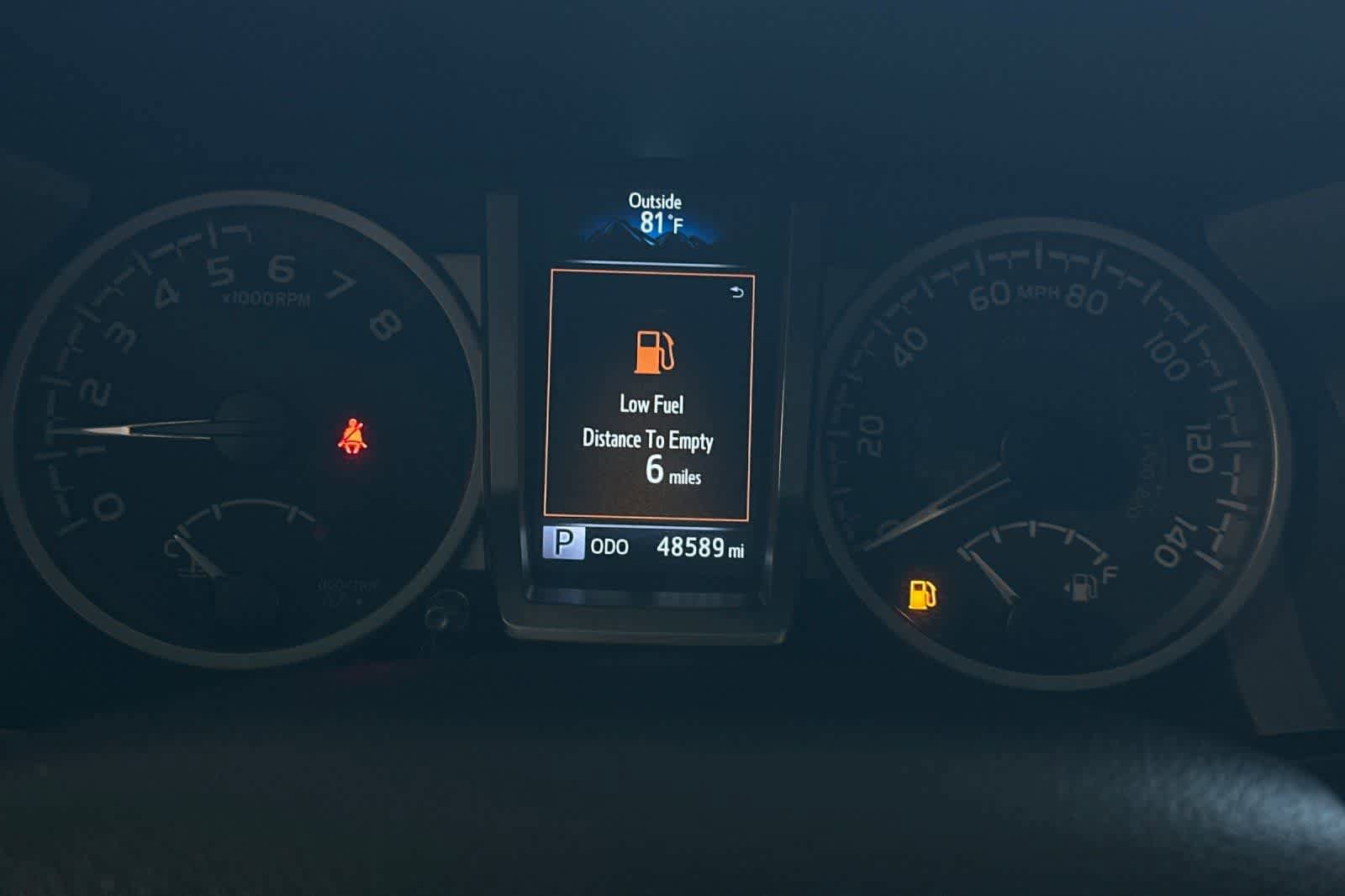 Used 2021 Toyota Tacoma SR5 RWD image 29