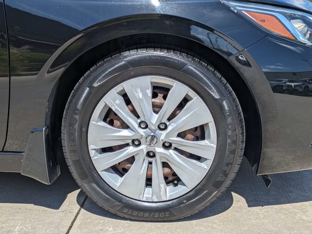Used 2022 Nissan Sentra S w/ Trunk Package FWD image 12