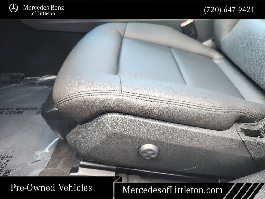 Used 2010 Mercedes-Benz E 350 Sedan image 23