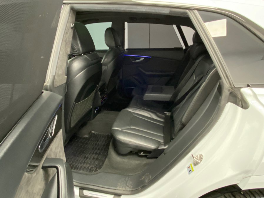 Used 2019 Audi Q8 Prestige AWD/4WD image 37