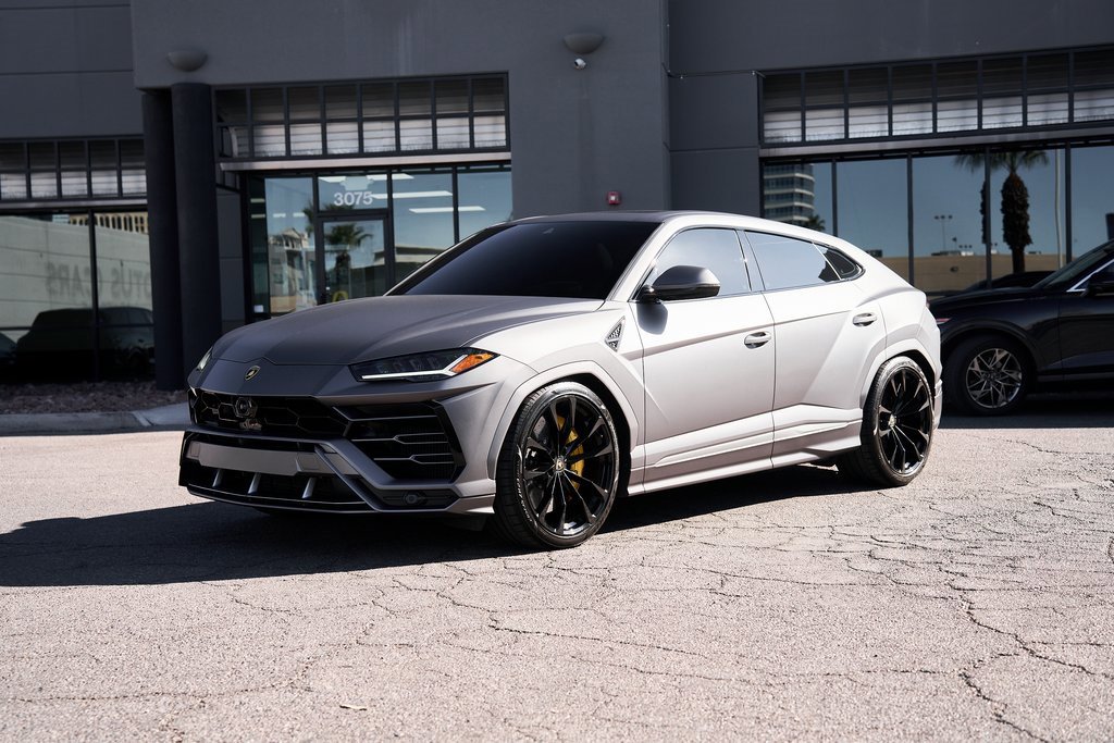 Used 2021 Lamborghini Urus image 5