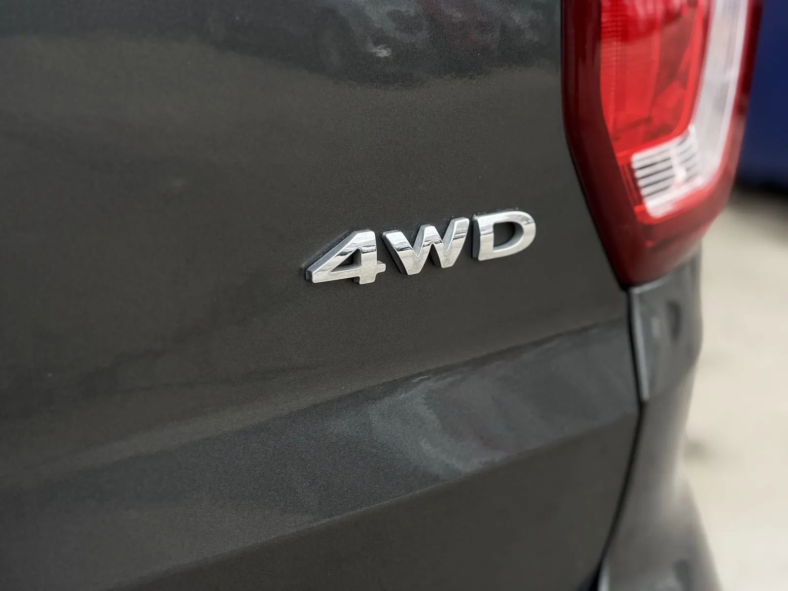 Used 2018 Ford Explorer XLT w/ Equipment Group 202A image 43