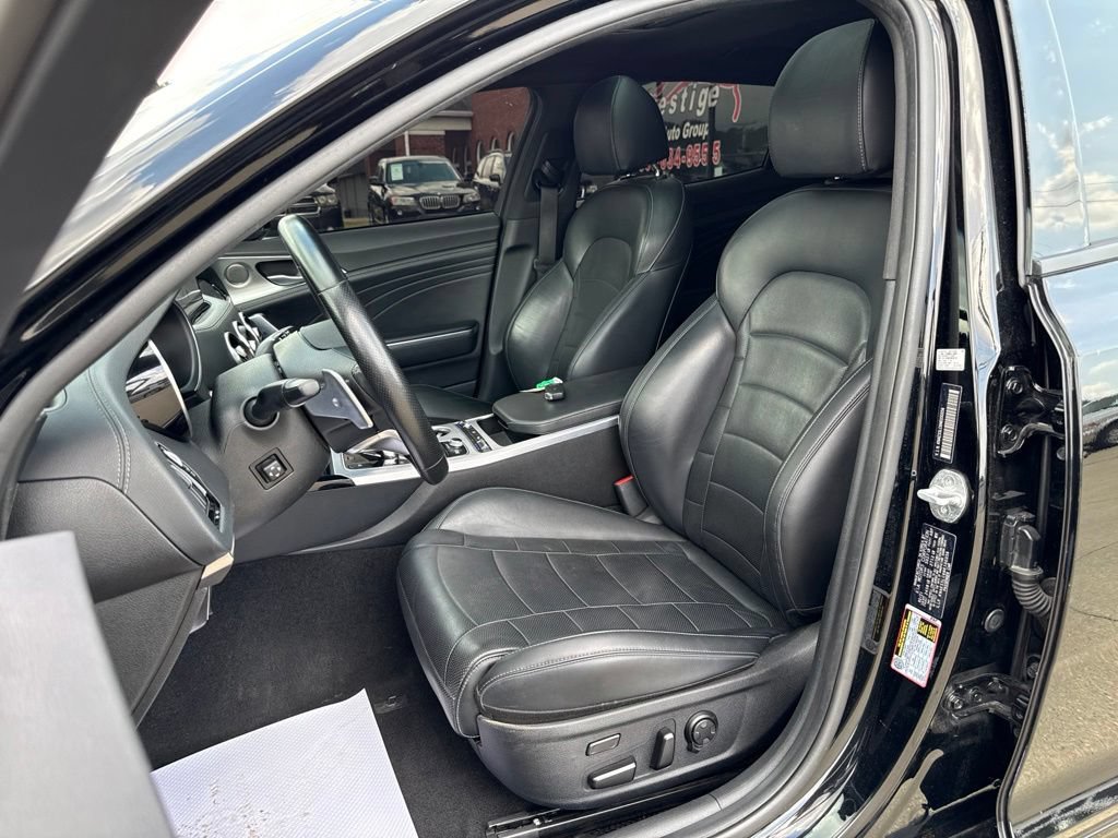 Used 2022 Kia Stinger GT2 RWD image 2
