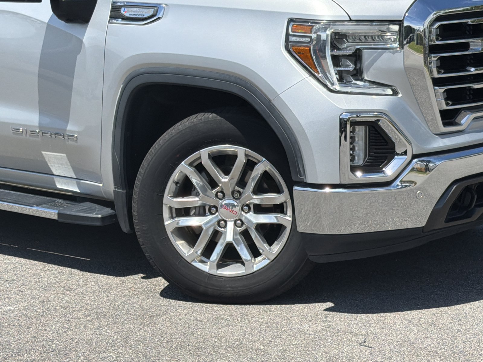 Used 2021 GMC Sierra 1500 SLT RWD image 3