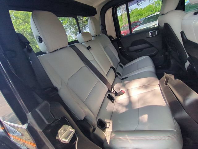 Certified 2023 Jeep Gladiator Mojave w/ LED Lighting Group AWD/4WD image 32