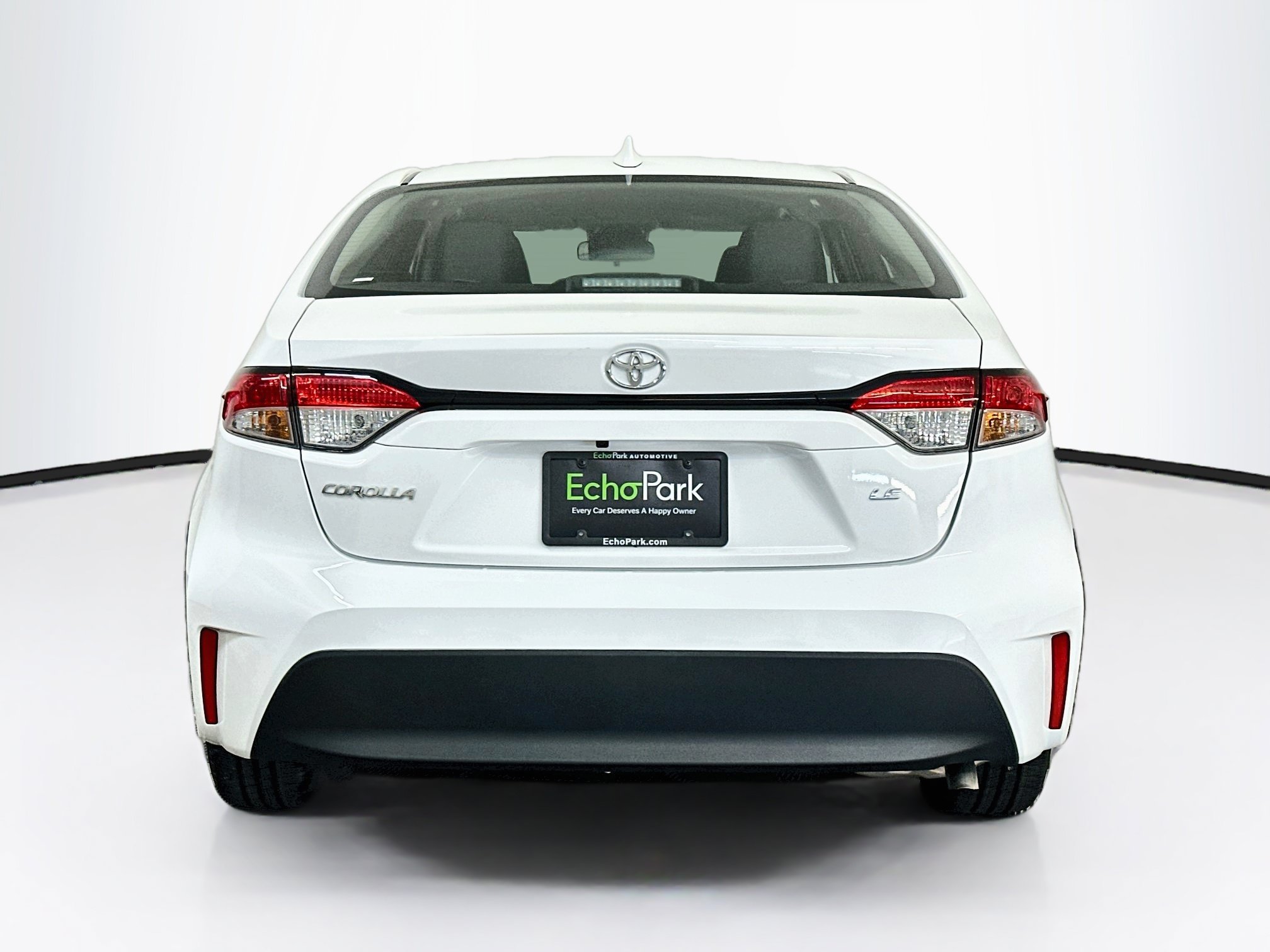 Used 2026 Toyota Corolla LE FWD image 7