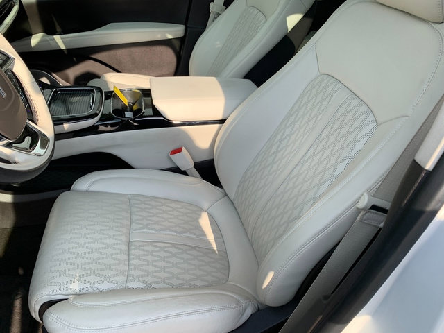 Certified 2023 Lincoln Nautilus Black Label AWD/4WD image 18