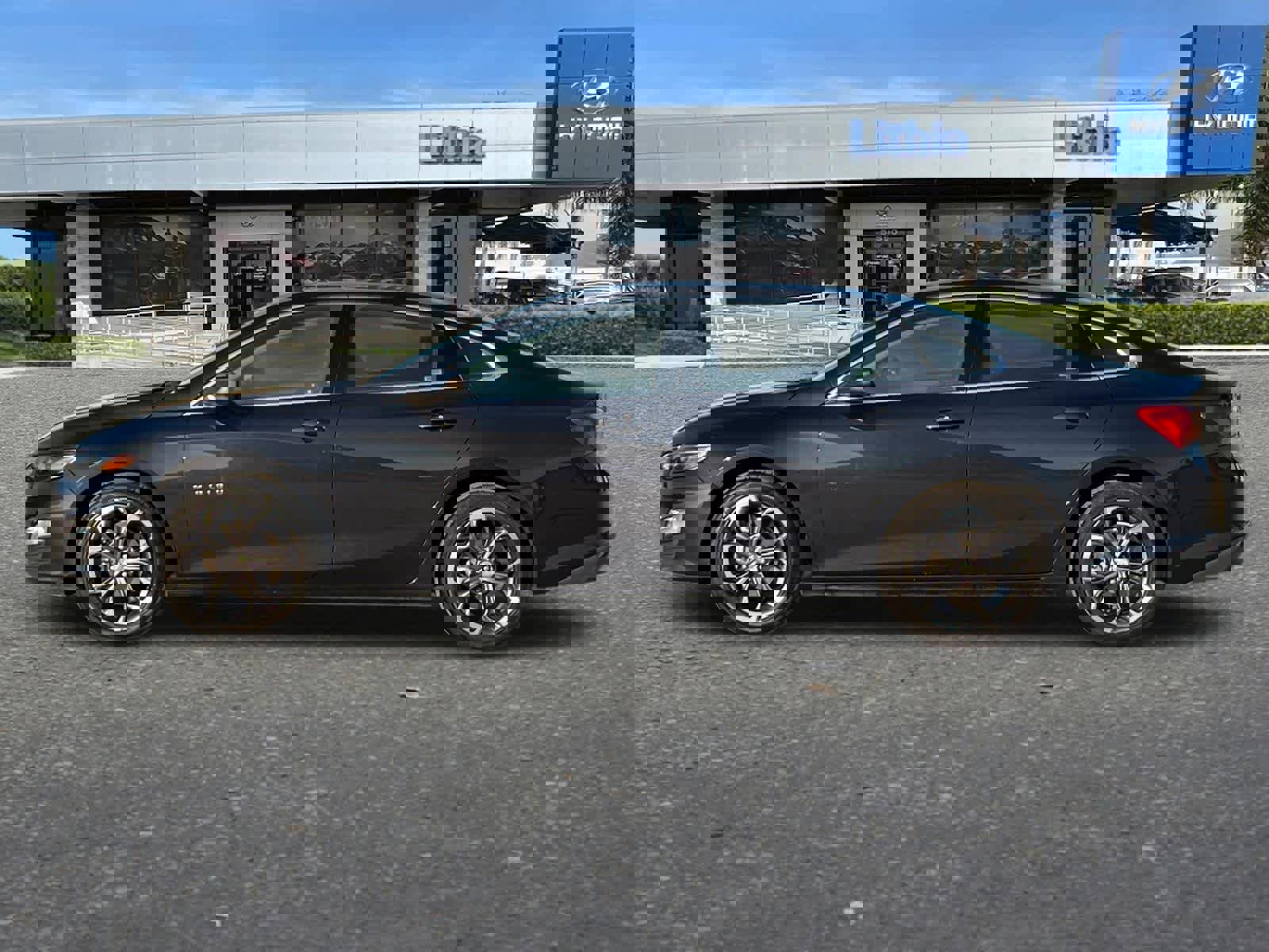 Used 2023 Chevrolet Malibu LT image 6