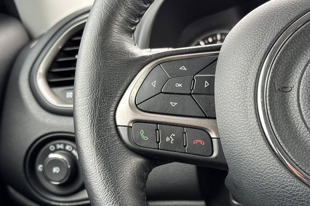 Used 2022 Jeep Renegade Latitude w/ Convenience Group image 28