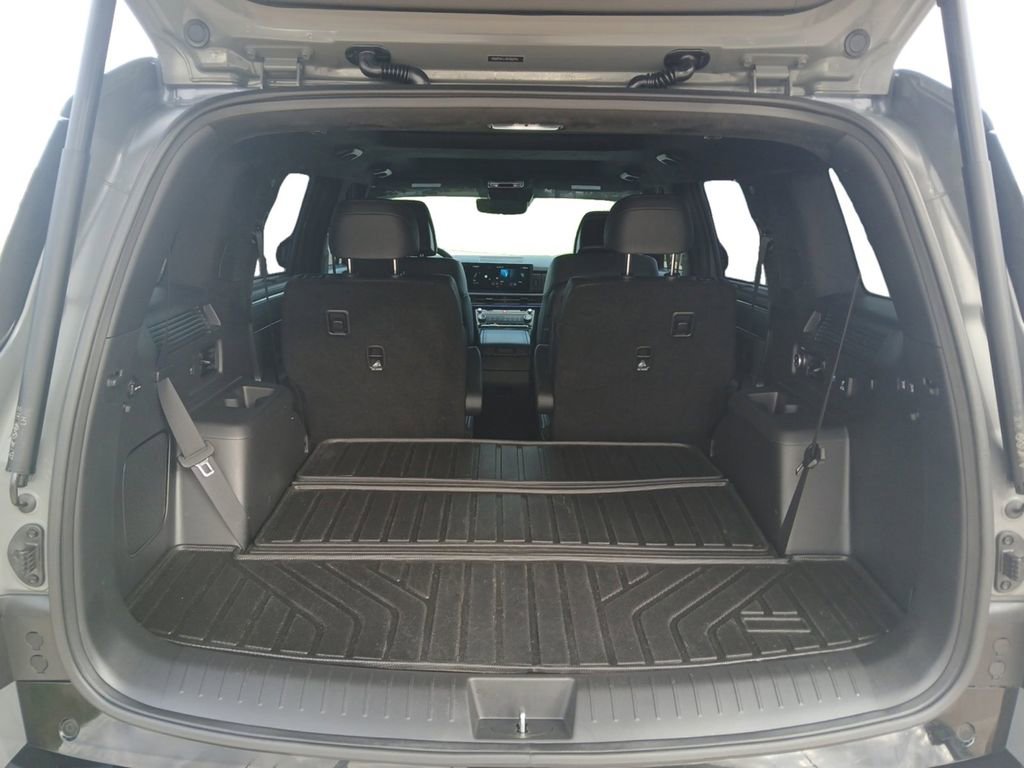 Used 2024 Hyundai Santa Fe Calligraphy image 19