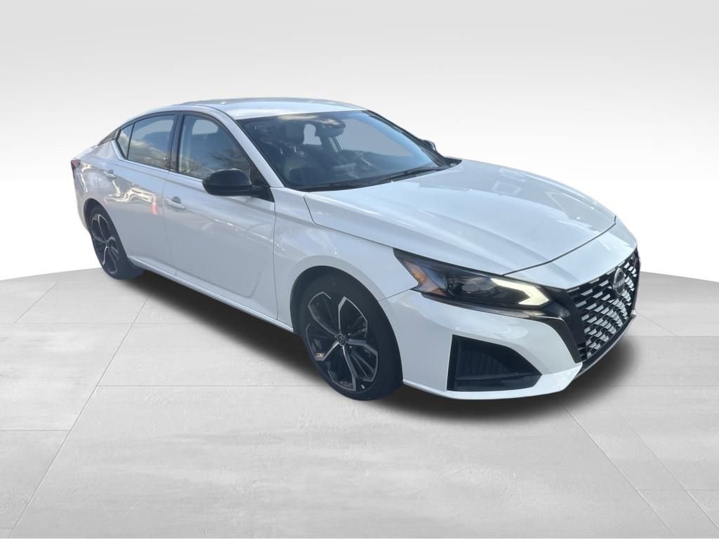 Used 2024 Nissan Altima 2.5 SR image 27