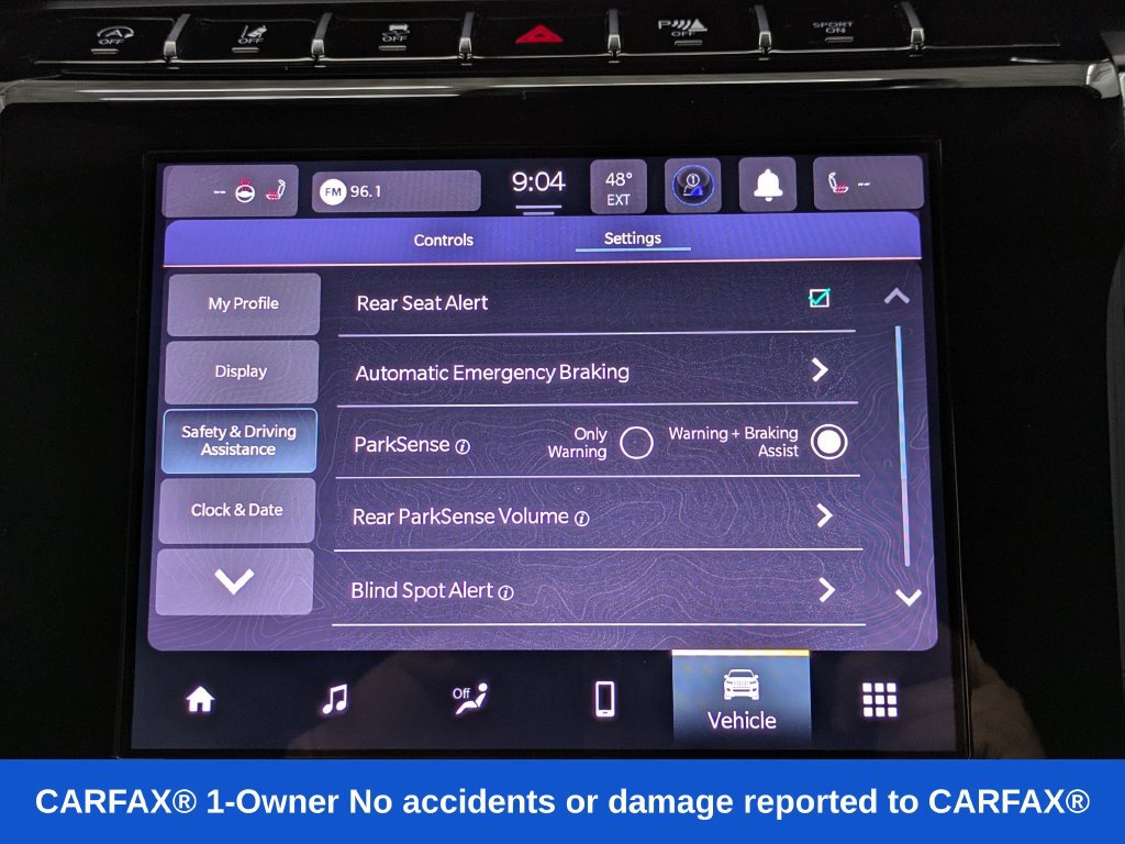 Used 2023 Jeep Grand Cherokee Altitude AWD/4WD image 11